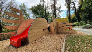Der Panther-Spielplatz am Schloßberg